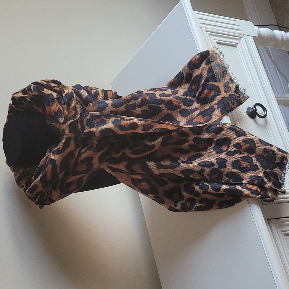 Leopard Scarf